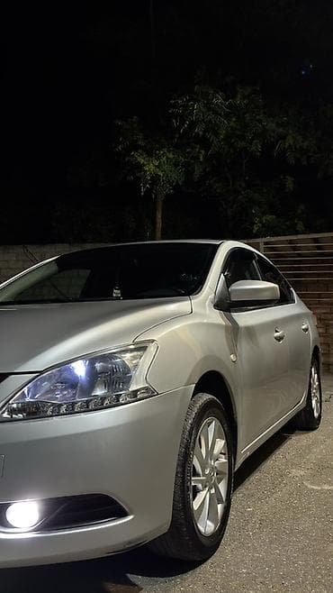 güzgüler: Nissan Sentra: 1.6 l | 2016 il Sedan — 2