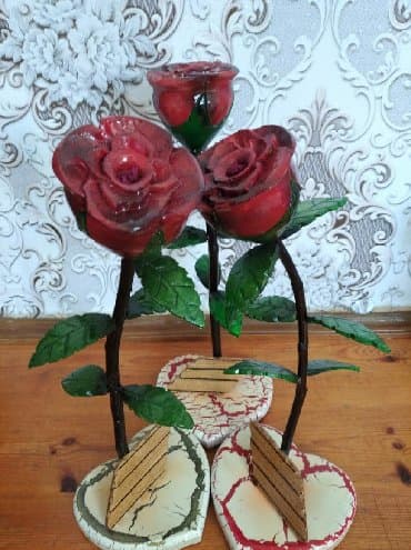 подставки для цветов: Dekor gul. Bir ededi 20 manat. Keramikadan hazorlanib. Uzerine — 2