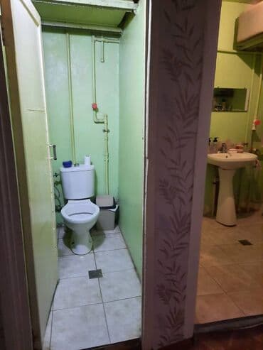 ev alıram: Bakı, 4 otaqlı, Köhnə tikili, m. Xalqlar Dostluğu, 98 kv. m — 3