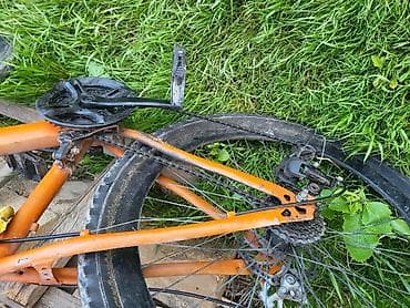 vesbetler: Salam hec bir problemi yoxdu daş kimidi qiymet 100 dü real alıcıya 85 — 2