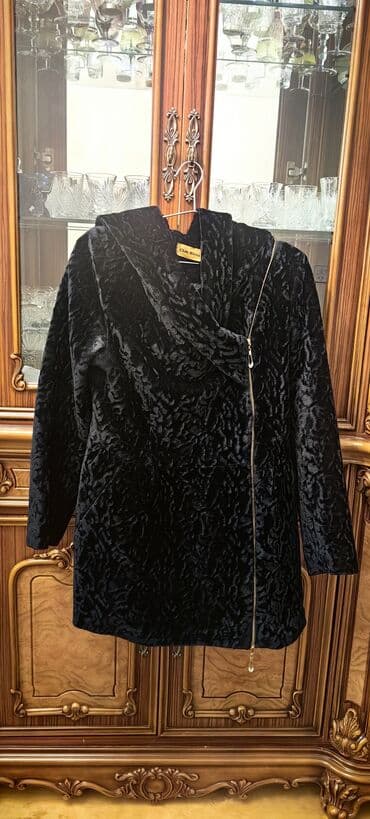 qaragüldən qadın şubaları: Kürk, rəng - Qara — 1