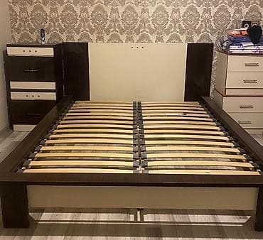 Yataq dəsti – 2 nəfərlik çarpayı - Ölçü: təxmini king/queen ölçülü