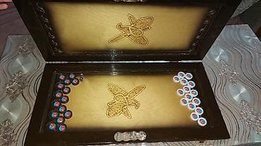 nerd satisi: Taxta nərd dəsti - Klassik dizayna malik taxta nərd lövhəsi, iç — 1