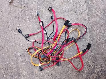 Masaüstü kompüter və serverlər üçün müxtəlif kabellər dəsti. - SATA lalafo.az -da Masaüstü kompüter və serverlər üçün müxtəlif kabellər dəsti. - SATA