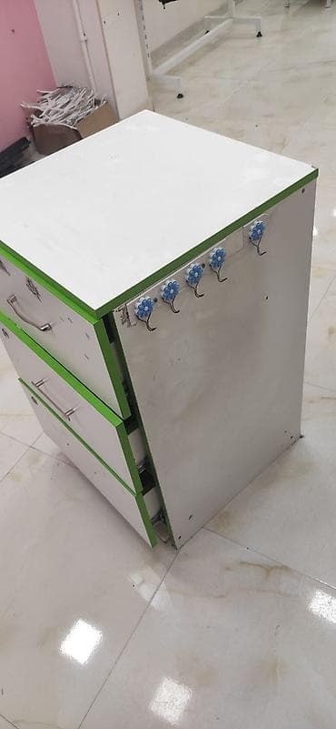 tum: Ofis üçün 3 çekmecəli kompakt tumbə - Material: laminat/LDSP, ağ — 3