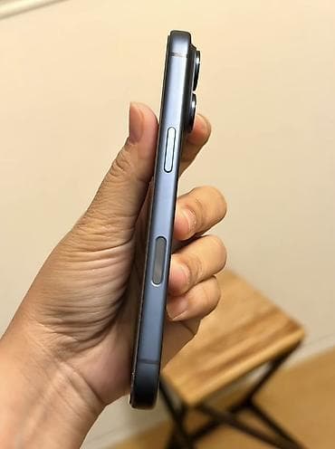 balaca apple: IPhone 17 Pro, 256 GB, Mavi, Face ID, Simsiz şarj, Zəmanət — 2