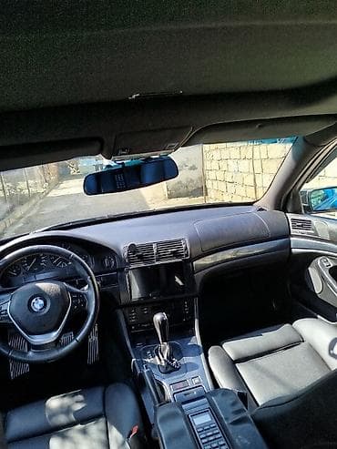 ucuz avtomobil: BMW 5 Series E39 sedan – tünd mavi rəng, qara salon. Texniki və — 10