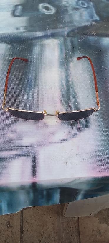 ucuz sepler: Pinhole (deşikli) məşq eynəyi - Çərçivə: metal, qızılı ton; saplar — 1