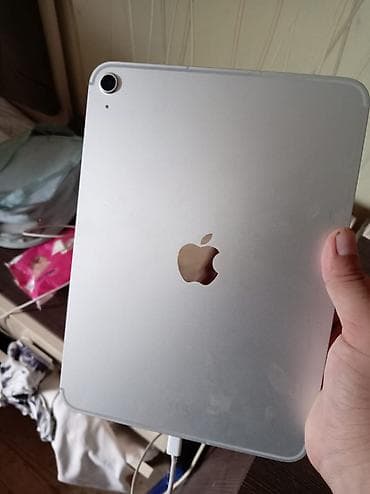 ipad tablet: Apple iPad (9-cu nəsil) 10.2" Wi‑Fi + Cellular, 128 GB, Gümüş rəng — 3
