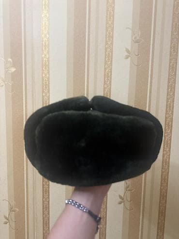 Kişi geyimləri: Qış papağı – qulaqlı, tünd yaşıl - Model: qulaqları içəri qatlanan — 2