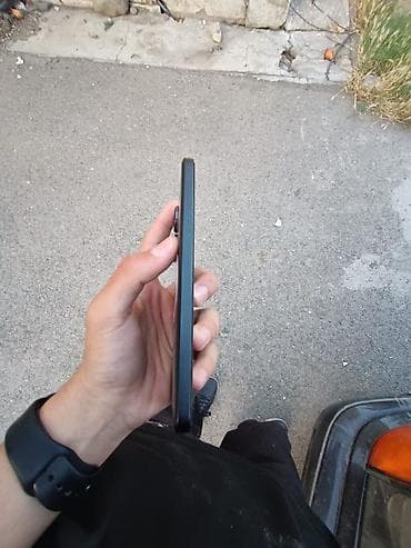 poco x7 pro irsad: Poco F6, 256 GB, rəng - Qara, Sensor, Barmaq izi — 4