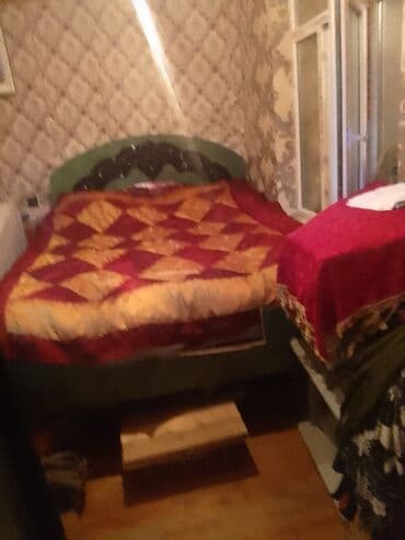 kirayə ev metro: Sabunçu muxtarov 78 nömrəli tam orta məktəbin düz 50 metr yanında — 2