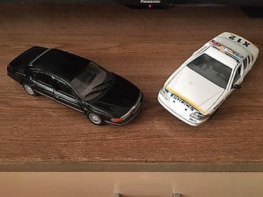 mini disk: Maket avtomobil – qara sedan model - Miqyas: təxmini 1:18 ölçülü — 4