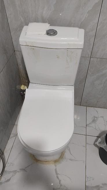 pati satiram: Unitaz satılır. 8ayindi heç bir problemi yoxdur köçürük deyə satırıq — 2