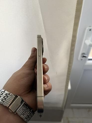 ikinci el iphone 5 s: IPhone 15 Pro, 128 GB, Natural Titanium, Face ID — 3