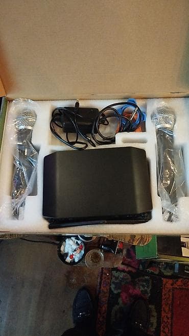 Məhsul: İkili peşəkar simsiz mikrofon sistemi Təsvir: - İki ədəd əl