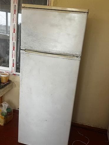 Işləyir, İki kameralı soyuducu - Üst kamera: dondurucu bölmə - Alt