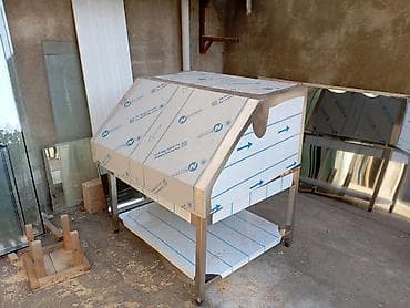 Konteynerlər: Nerjaveyka Masalarin ve Restoran Avadanliqlarin Hazirlanmasi, Her — 10