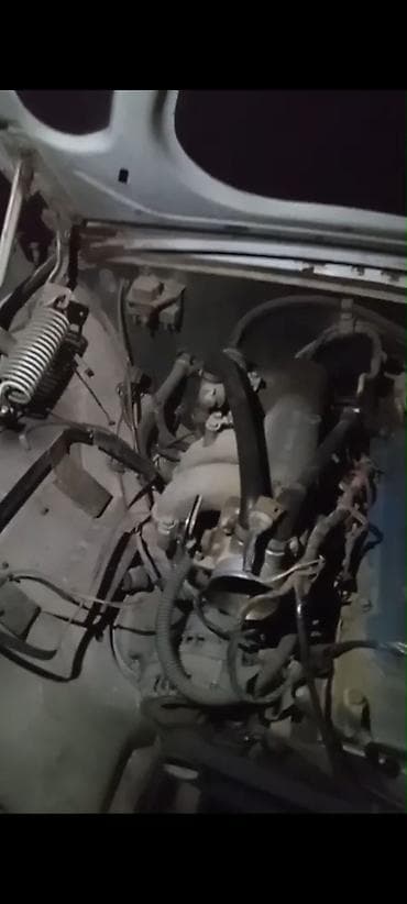 keys sat: QAZ 3102 Volga: 2.4 l | 1999 il 350000 km Sedan — 4