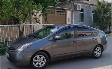 byd satilir: Toyota Prius: 1.8 l | 2007 il Sedan — 3