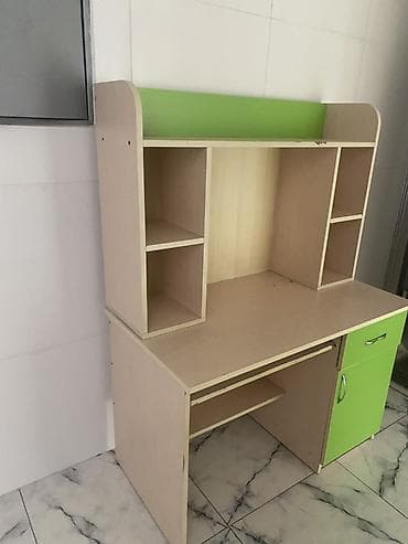 Садовая мебель на заказ: Прямой стол, С полками, С выдвижными ящиками, Ламинат текстурный — 2