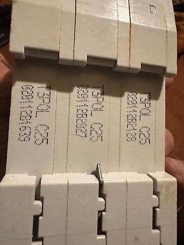 qaz acari: Siemens Elektrik avtomat, 3 faza, 400 Vt, Kredit yoxdur, Zəmanətli, Ünvandan götürmə, Ödənişli çatdırılma — 4