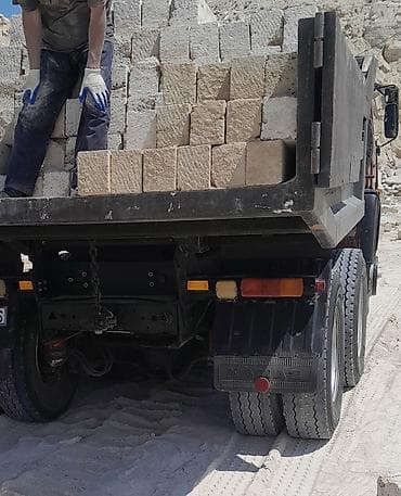 qefes type 1: Daş karxanasından kəsilmiş ağ əhəngdaşı (daş hörgü bloku) - Material — 1