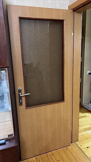 🌙 Nure 🚪 Satılır: Otaq qapıları (şüşəli model) 💰 Qiymət: 50 manat