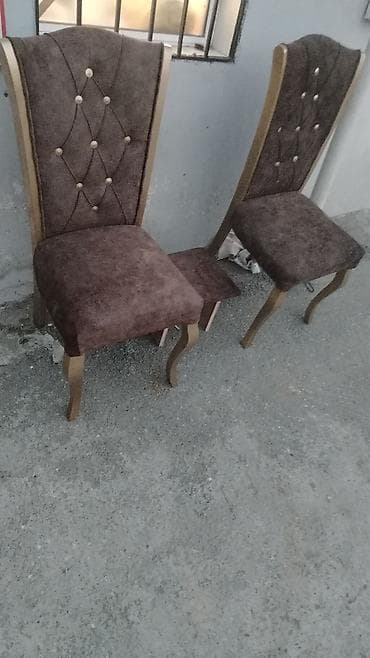 stul: Məhsul: Yumşaq oturacaqlı taxta stullar (2 ədəd) Təsvir: - Klassik — 1