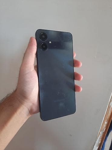 apple iphone 3g: Samsung Galaxy A06, 128 GB, rəng - Qara, Sensor — 1