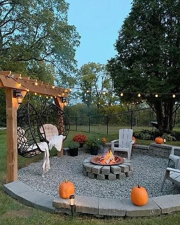 ustular: Açıq hava istirahət zonası – pergola, yelləncək oturacaqlar və od — 1
