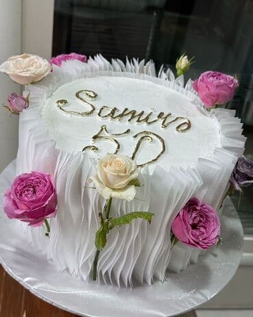 Alfa Romeo: Təzə bişmiş qat-qat xəmirdən hazırlanan şirin bulkalar/səməni — 9