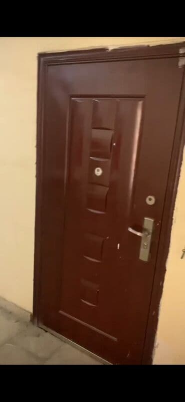 Elektrik malları: Mənzil üçün İşlənmiş Giriş qapısı 100x210 sm Glazok ilə, Zəmanətsiz, Ünvandan götürmə — 3