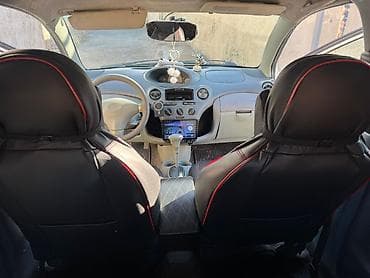 renaut 19: Toyota Vitz: 1 l | 2000 il Hetçbek — 5