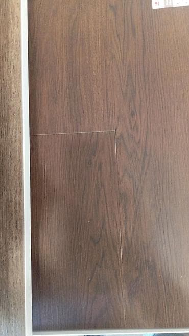 tebii yolka: Vinil döşəmə paneli – taxta teksturalı, isti qəhvəyi rəng - Material — 7