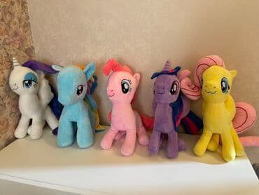 goy qurşağı: Uşaq oyuncaqları dəsti Tərkib: - Böyük yumşaq dovşan oyuncağı: ağ — 7