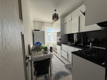 divar guzgu: Menzil tam temirli ve yasamaq ucun butun esyalari ile tehciz olunub — 4