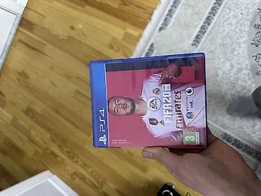 ghost of: Ps 4 fat modeli icerisinde 5 oyun var ufc 4 : mortol kombat 11 : cal — 3