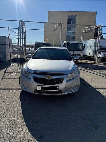 termostat satisi: Chevrolet Cruze: 1.8 l | 2012 il Sedan — 8