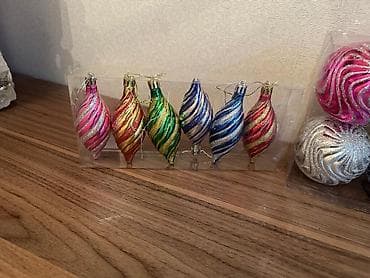 Şəkillər, tablolar: Yeni il yolka bəzəkləri – dəstlər - Formalar: şam qozası, spiral — 2