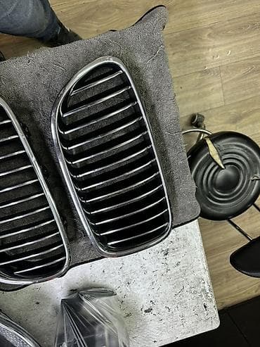 Oblisovkalar, barmaqlıqlar: BMW F10-f11, 2016 il, Almaniya, Ünvandan götürmə, Ödənişli çatdırılma — 5