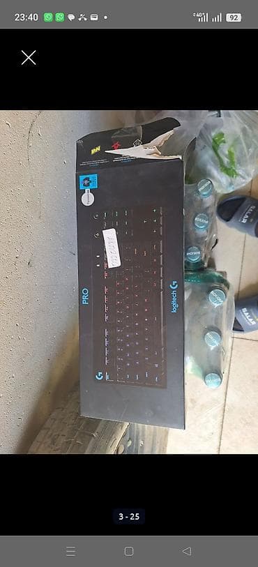 Monitorlar: Logitech G PRO mexaniki klaviatura 100azn az işlənib təzəsi 230 azndi — 2