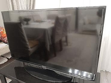 televizor altliği: Düz TV altlığı, Polkalı, Şüşəli — 5