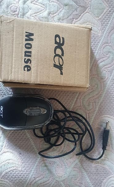 Acer markalı qara rəngli optik siçan. Bu simli siçan iki düymə və bir