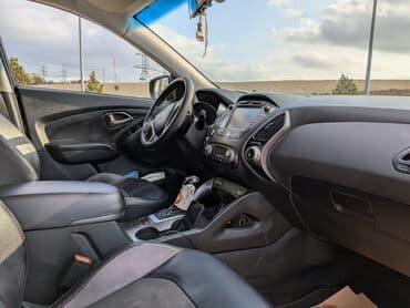 şlanq satışı: Hyundai ix35: 2 l | 2014 il Krossover — 10