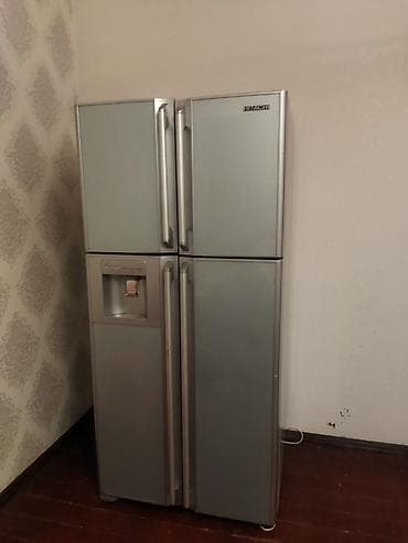 Hitachi dörd qapılı soyuducu - Rəng: gümüşü (inox stilində)