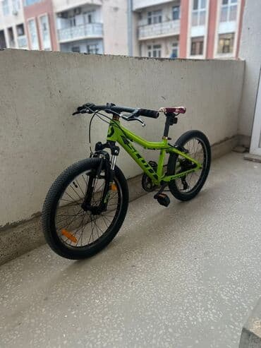elektrikli scooter uşaq üçün: İki təkərli Uşaq velosipedi Scott, 20", sürətlərin sayı: 1 — 1