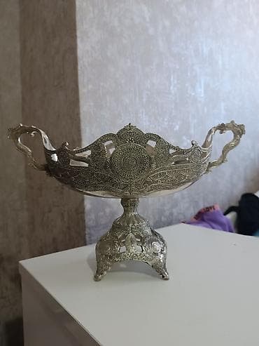 luminarc qablar: Satılır 3 ədəd köhnə filigran naxışlı dekorativ metal qab dəsti — 1