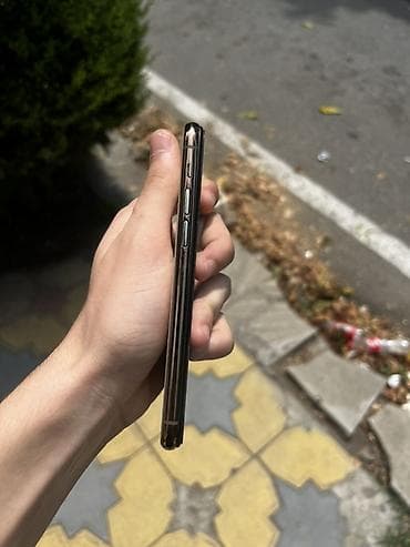 Техника и электроника: IPhone 11 Pro, 64 ГБ, Золотой — 3