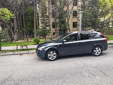 kia magentis: Kia Ceed: 1.4 l | 2010 il Universal — 7
